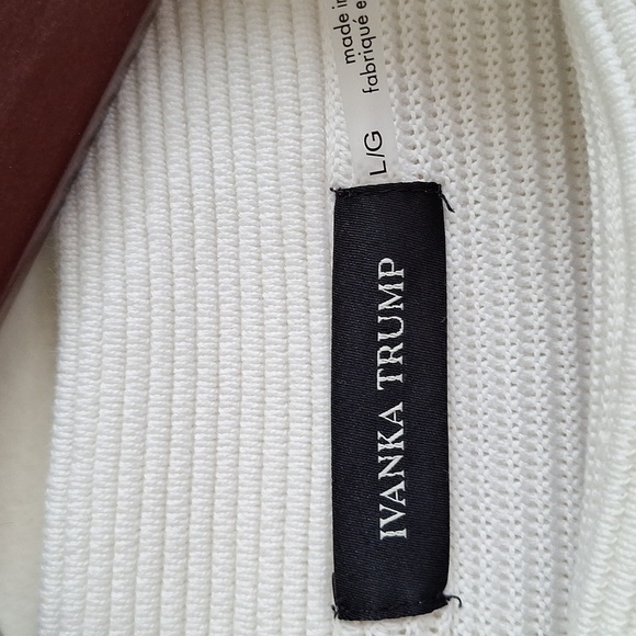 Ivanka Trump White Ribbed Mock Neck Sweater Size L - Picture 7 of 8